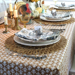 Tablecloth Charlotte Caramel: 60x90