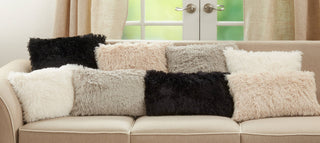 Throw Pillow With Faux Fur Design: Ivory / Poly Filled / 18"