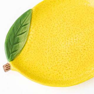 close up lemon dish