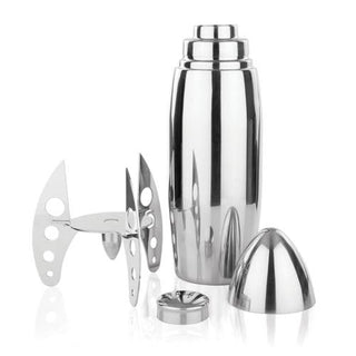 Make perfect cocktails with the whimsical rocket cocktail shaker